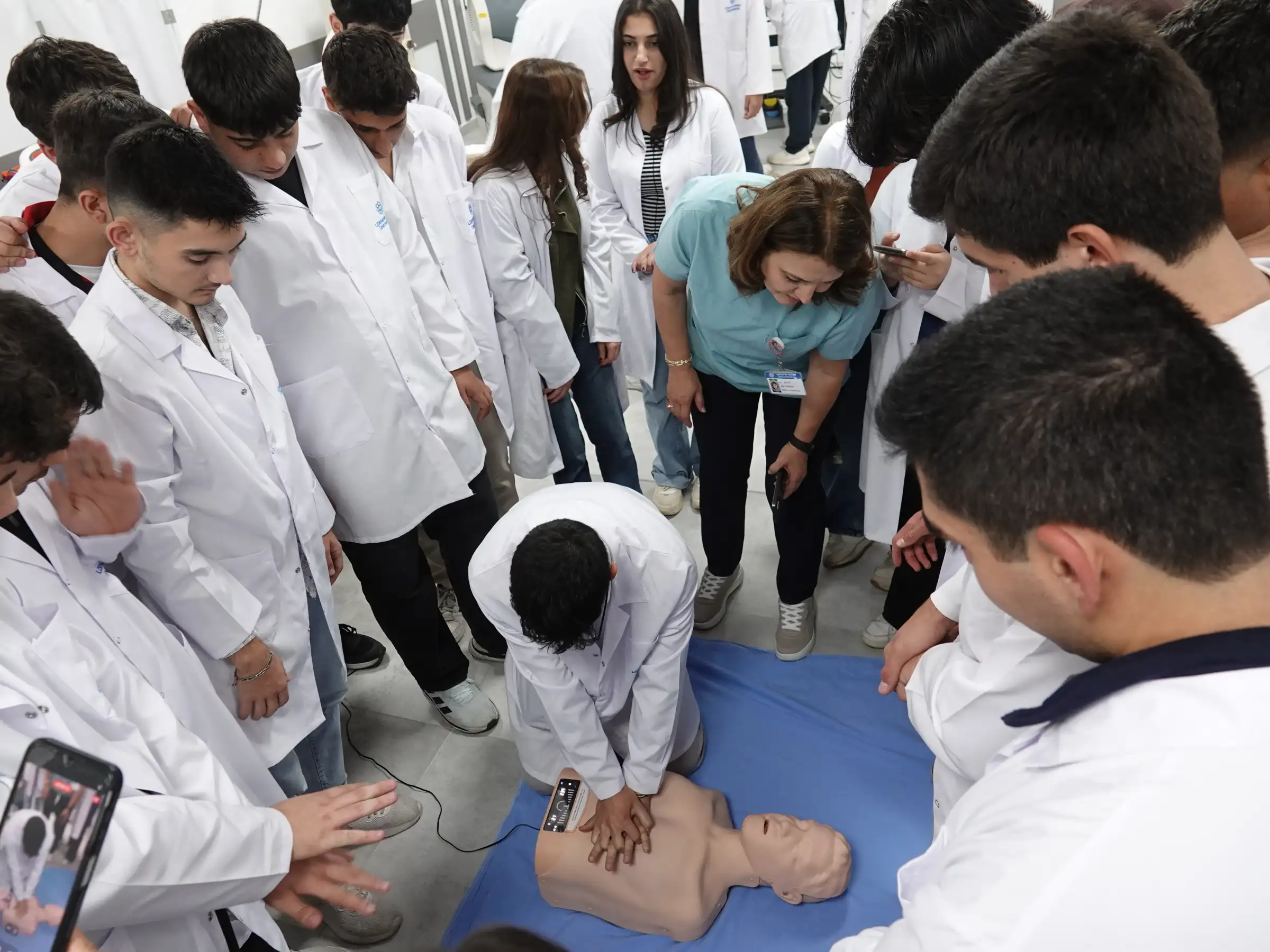 Malatya Doğanşehir Fen Lisesi Öğrencileri Beyaz Önlük Giydi